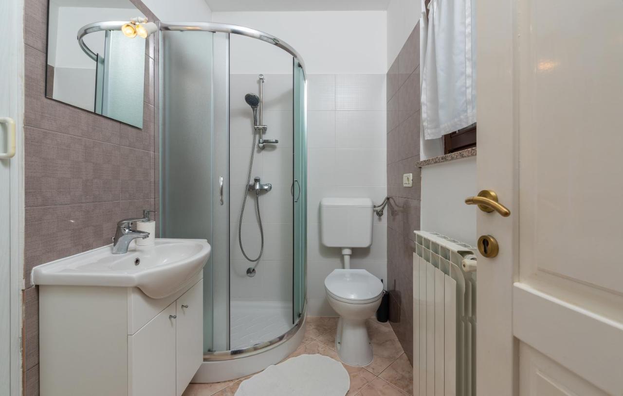 Villa Lucas Novigrad  Екстер'єр фото