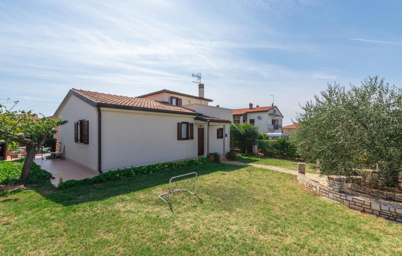 Villa Lucas Novigrad  Екстер'єр фото