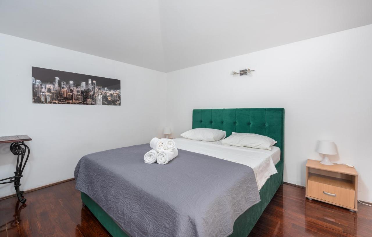 Villa Lucas Novigrad  Екстер'єр фото